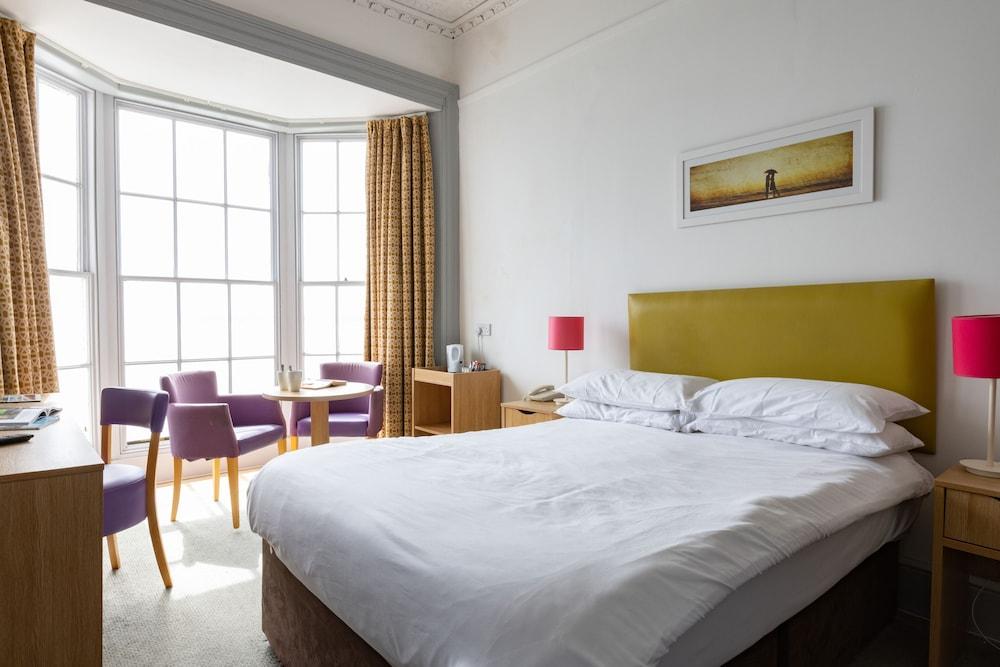 Imperial Hotel Tenby Bagian luar foto
