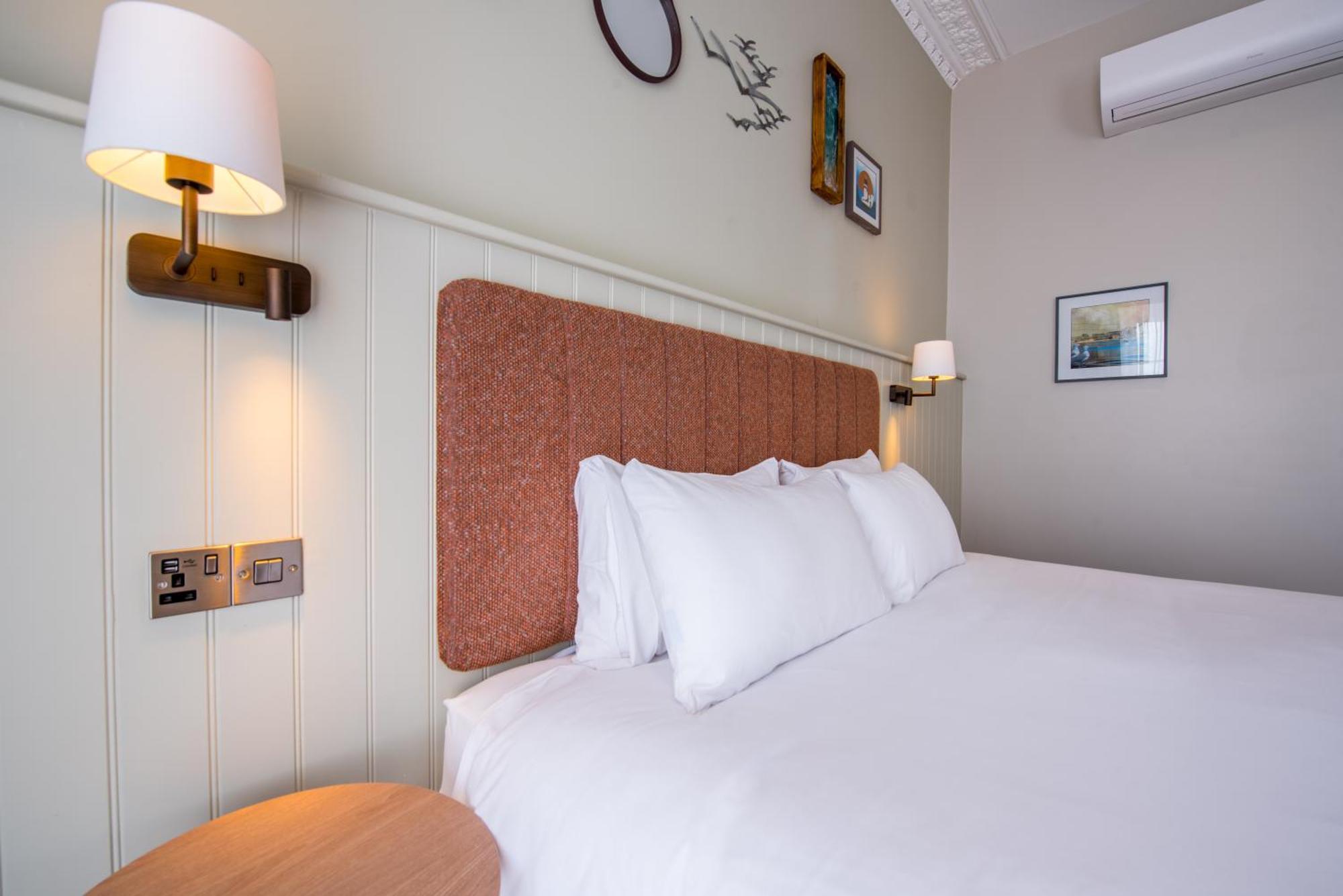 Imperial Hotel Tenby Bagian luar foto