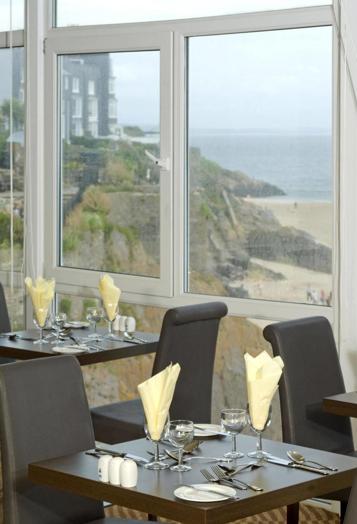Imperial Hotel Tenby Bagian luar foto